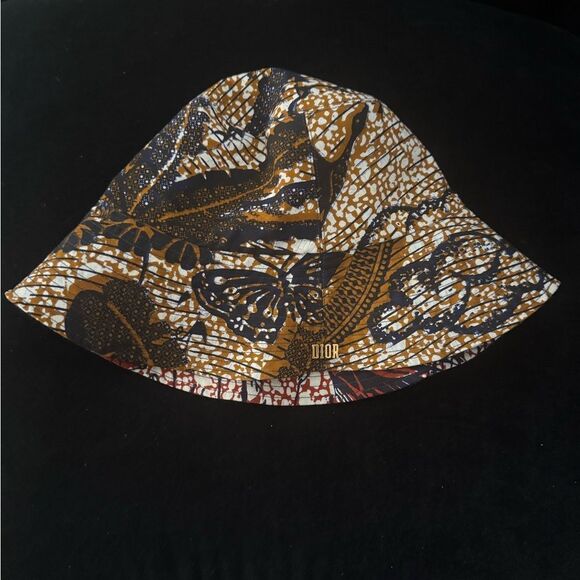 Brand new Dior reversible bucket hat - Picture 1 of 5